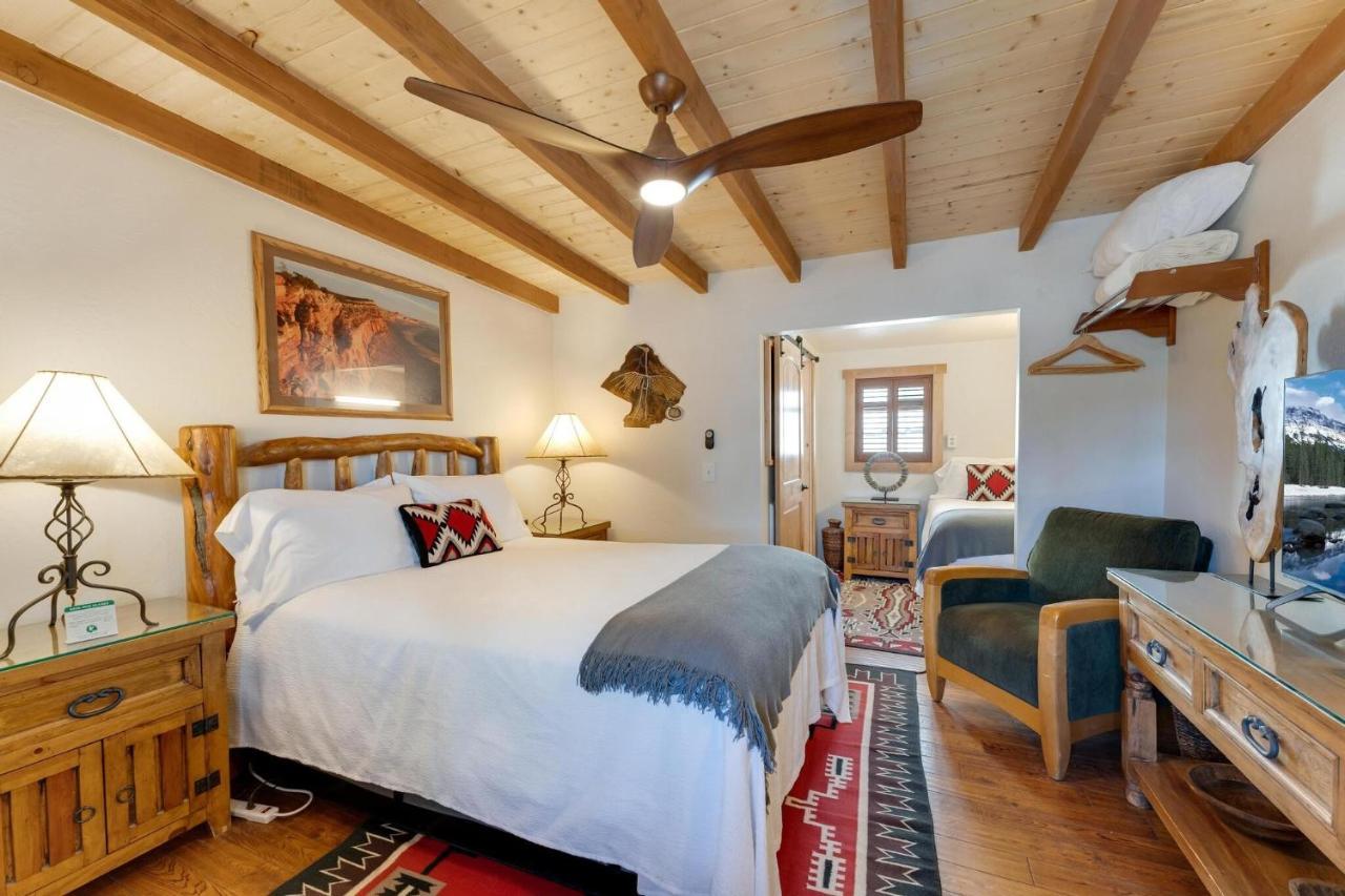بلاندينغ Stone Lizard Lodge المظهر الخارجي الصورة