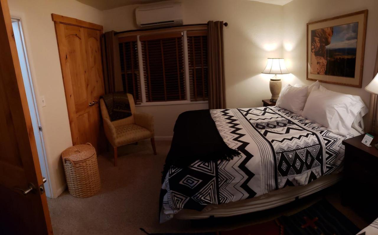 بلاندينغ Stone Lizard Lodge المظهر الخارجي الصورة