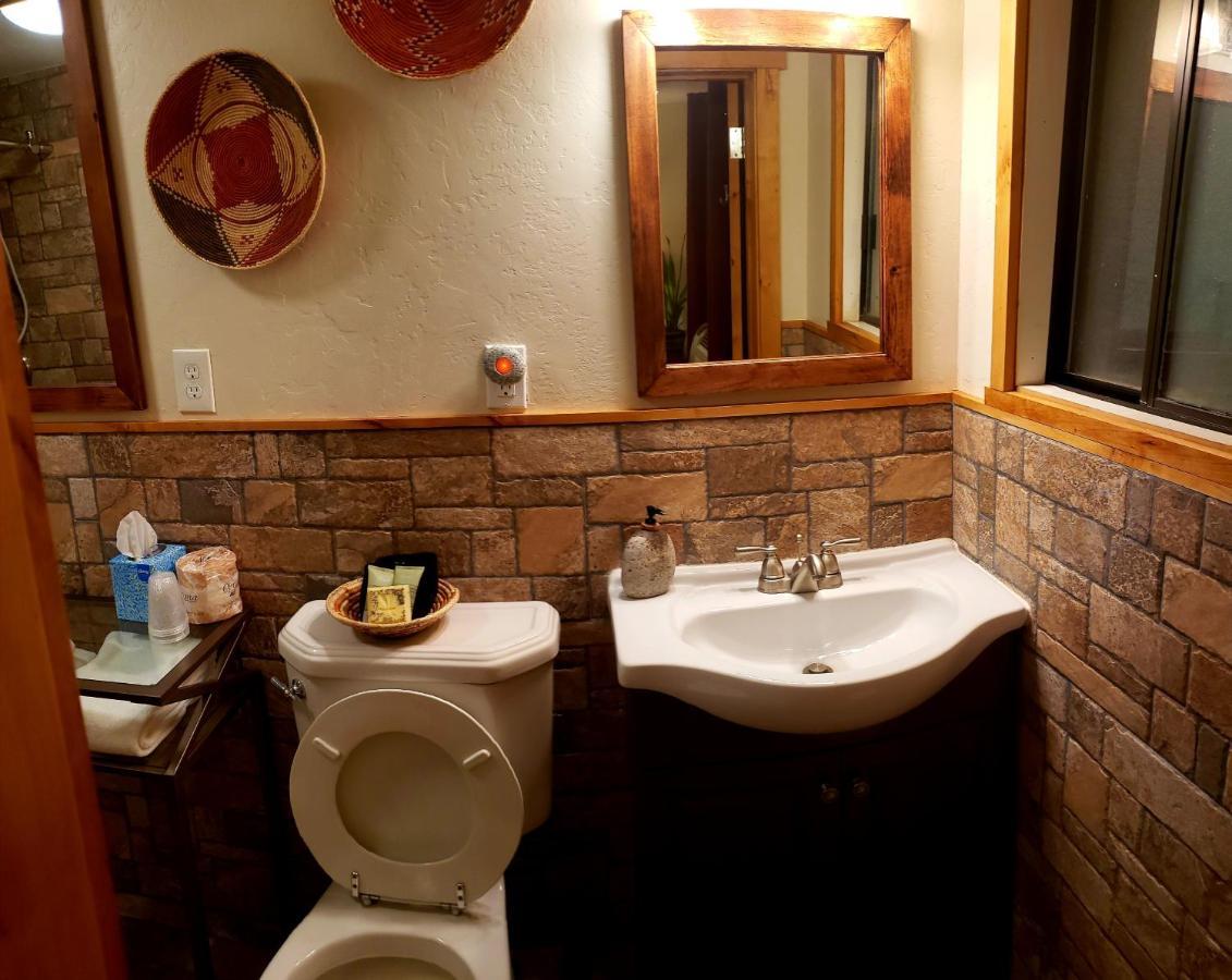 بلاندينغ Stone Lizard Lodge المظهر الخارجي الصورة
