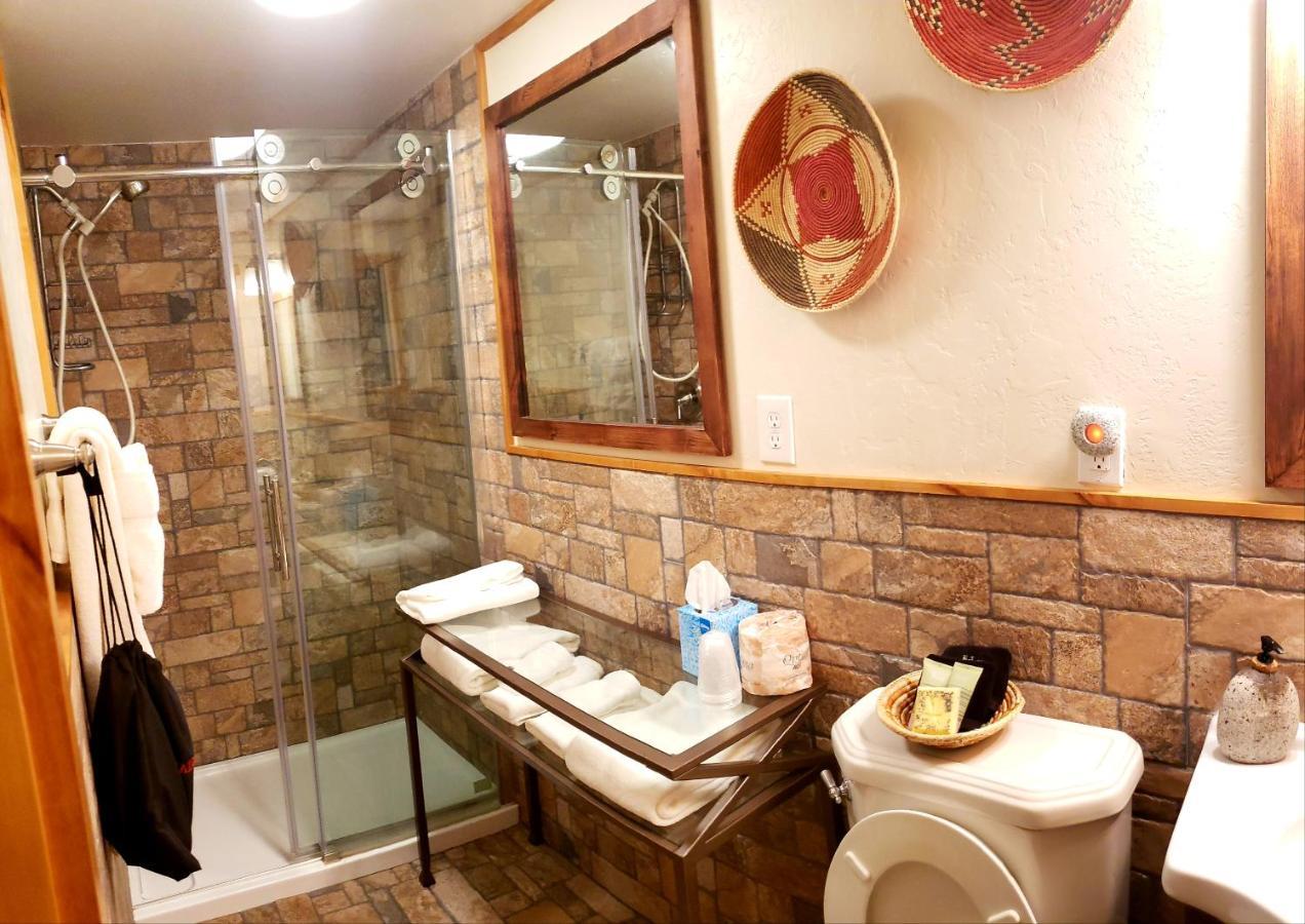 بلاندينغ Stone Lizard Lodge المظهر الخارجي الصورة